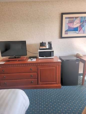 Travelodge by Wyndham Amherst