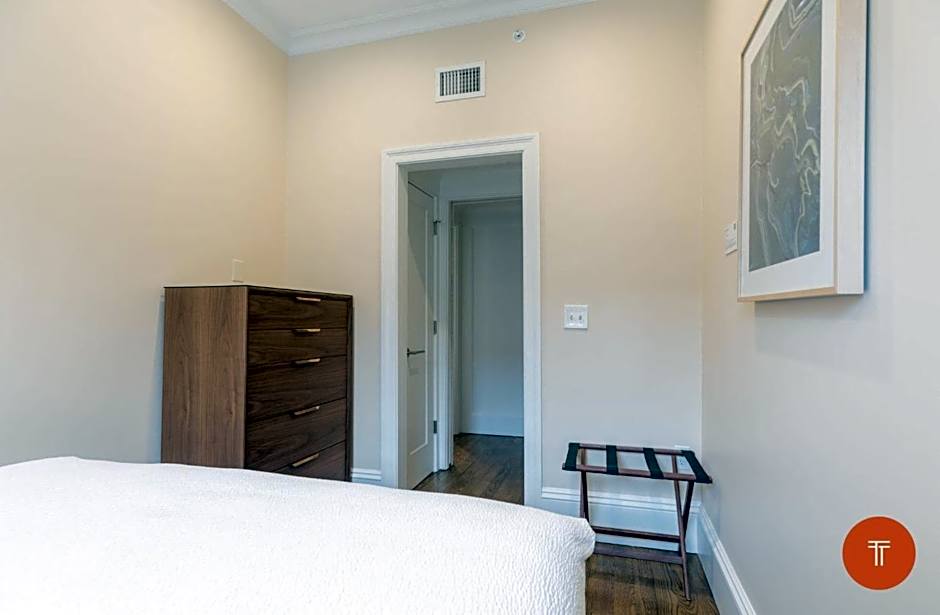 304 Newbury Street by Thatch