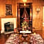 Alexander Mansion  Bed and Breakfast
