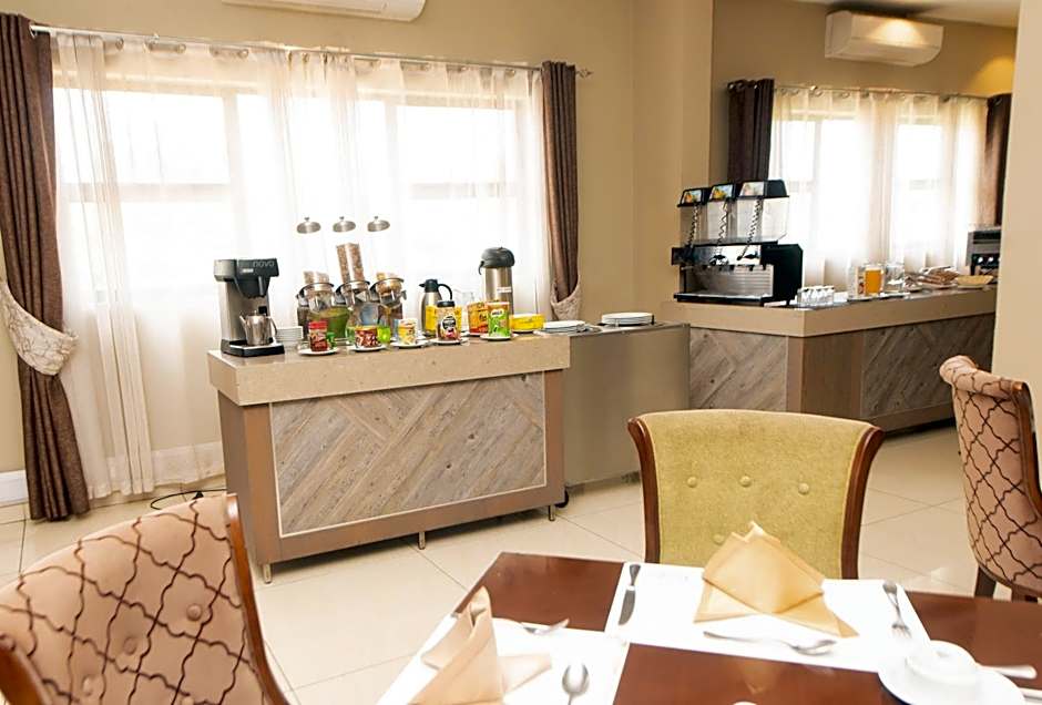 Crossroads Hotel Blantyre