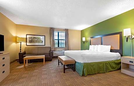 Queen Studio - Non-Smoking