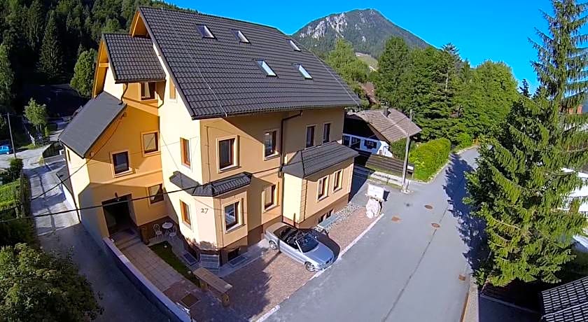 Apartment House Berghi I & II