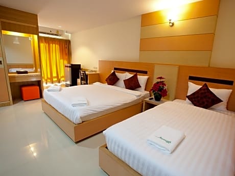 Triple Room