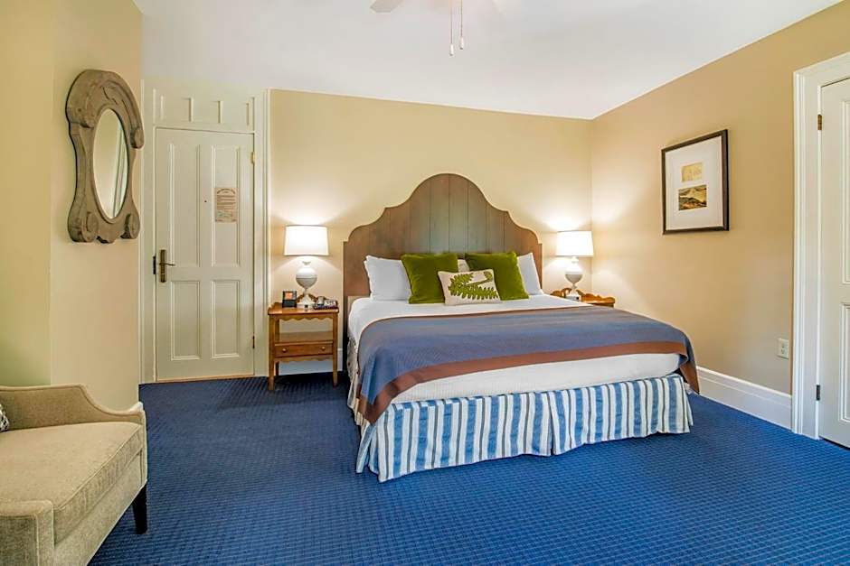 Omni Bretton Arms Inn at Mount Washington Resort