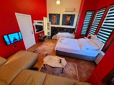 Sarı Köşk Butik Otel