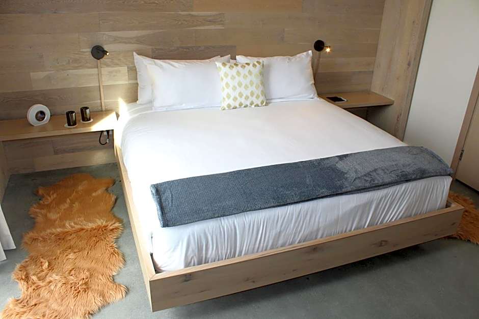 The Preston House and Hotel