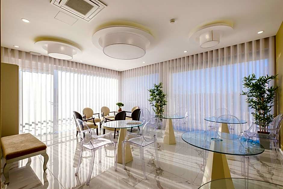 Hotel Rosa Mística by Umbral