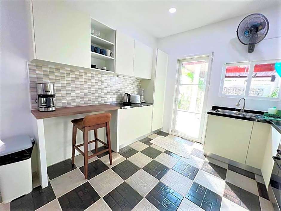 Jasmine Pool Villa in Nai Harn