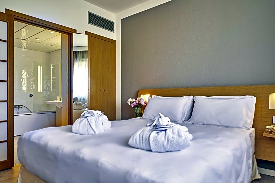 Living Place Hotel