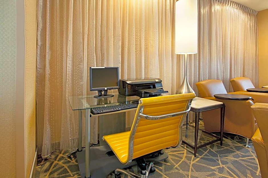 Hampton Inn By Hilton And Suites Cleveland/Independence