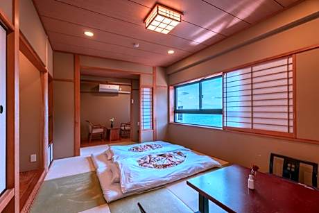 Japanese-Style Quadruple Room
