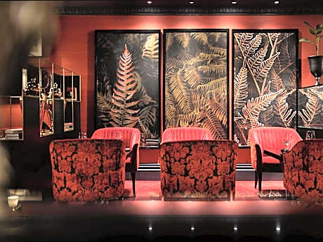 Penthouse with Large Patio and Jacuzzi - Lake View