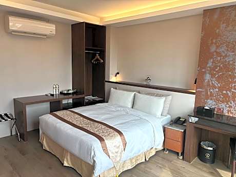Deluxe Double Room with Balcony