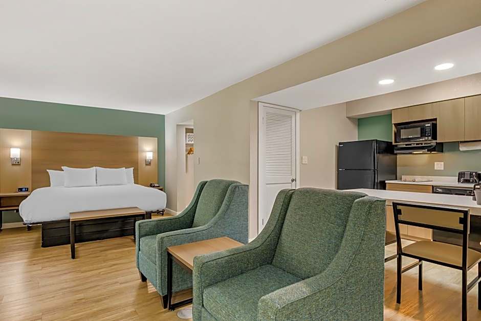 MainStay Suites Springfield South - Battlefield Rd