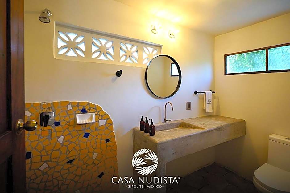 Casa Nudista - LGBT Hotel