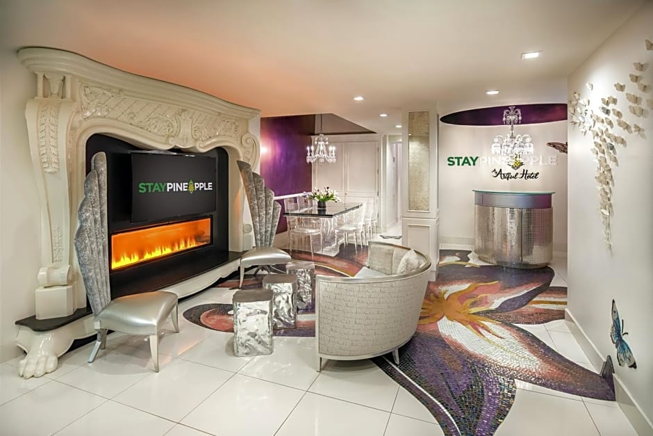 Staypineapple, An Artful Hotel, Midtown