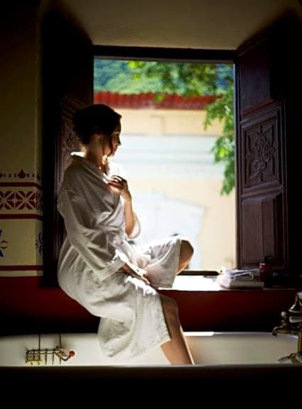 Copper Canyon Riverside Lodge