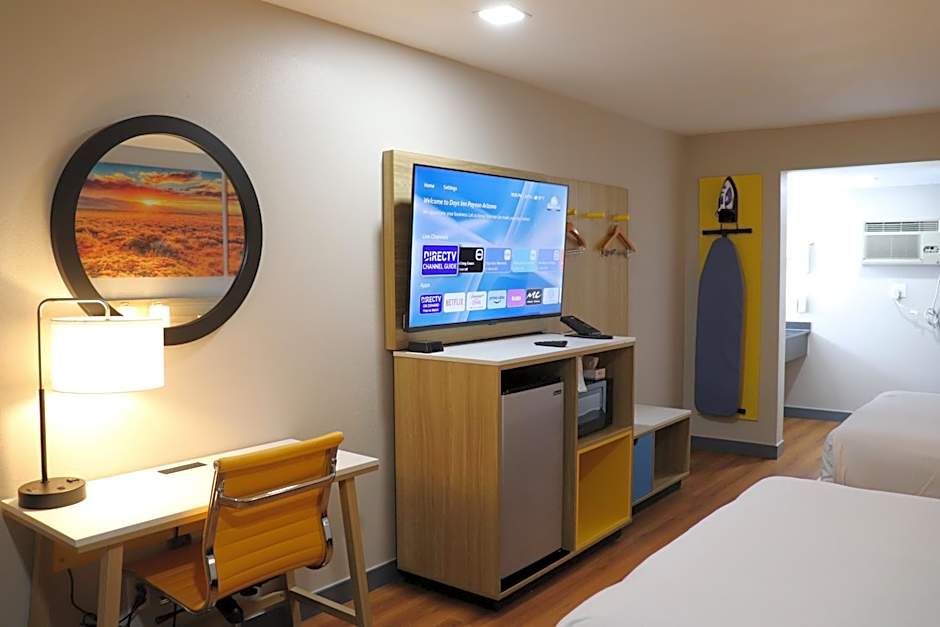 Photo 1 of 4 of Premier 2 Queen Beds