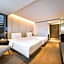 Atour Hotel Dalian Donggang Business District Gangwan Plaza