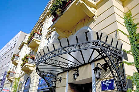 Belgrade City Hotel