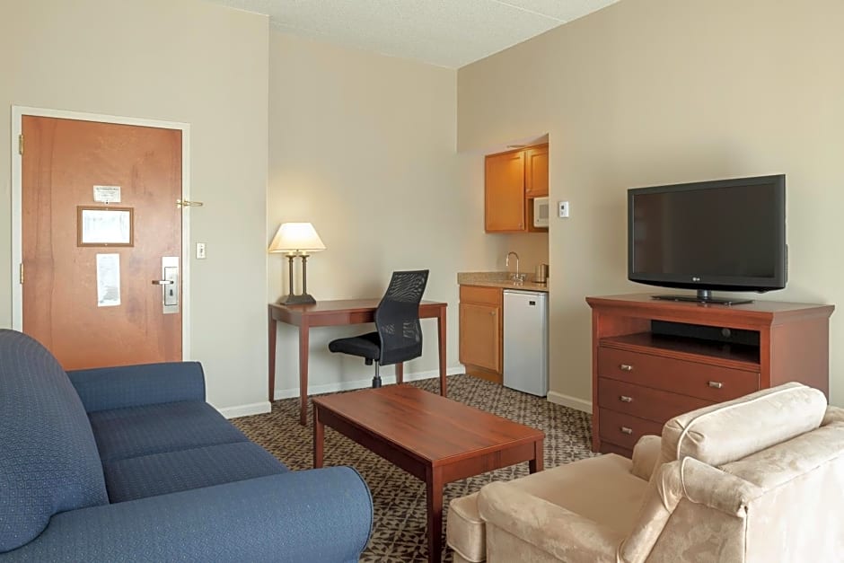 DoubleTree Suites by Hilton Mount Laurel
