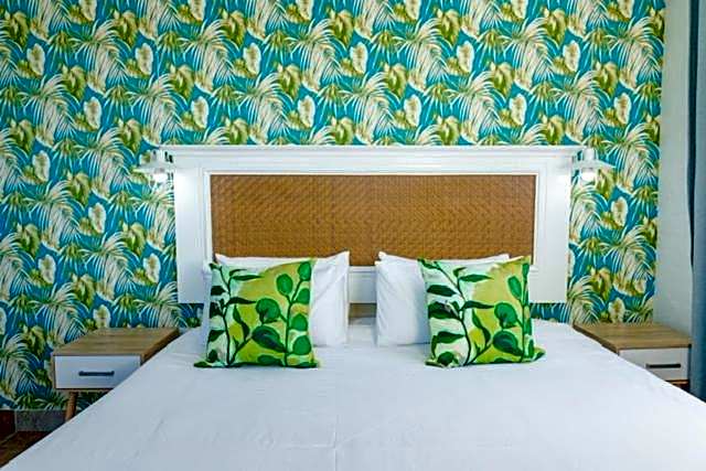 Precious Paradise Ushaka