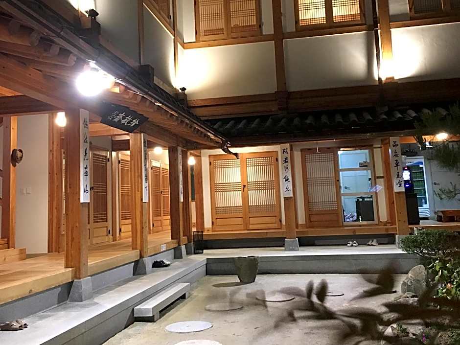 Nabijam Hanok Hotel