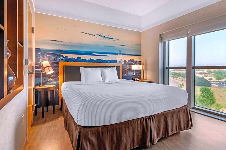 Cambria Hotel Madison East