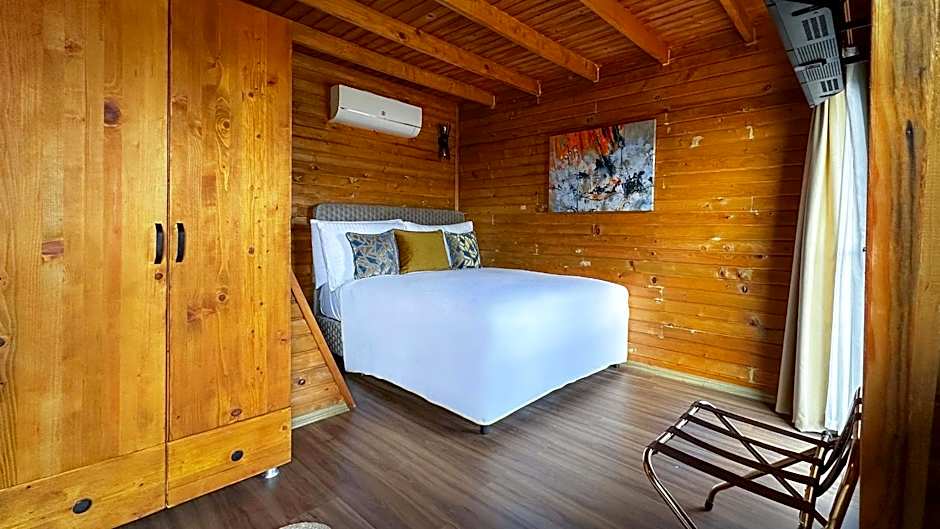 Doors Urla Hotel & Bungalows