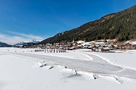 SeeHotel & SeeApartments Kärntnerhof- direkt am See!