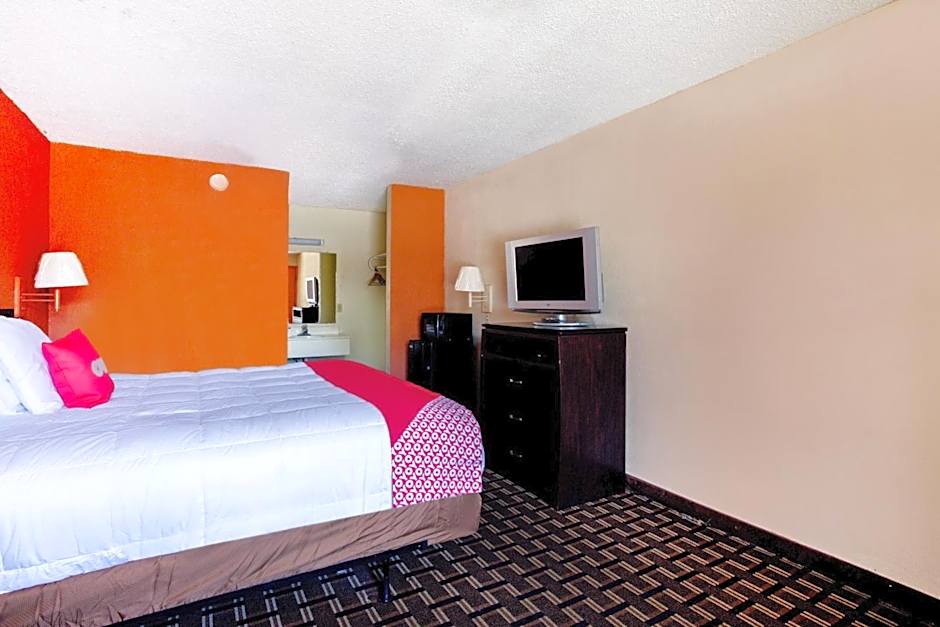 OYO Hotel Pensacola I-10 & Hwy 29