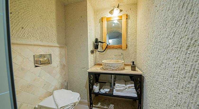 Chelebi Cave House Hotel