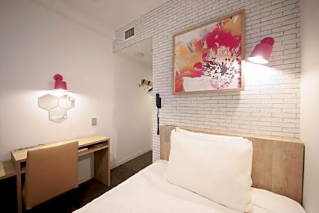 Designer Moderate Double Room with Small Double Bed - Non-Smoking