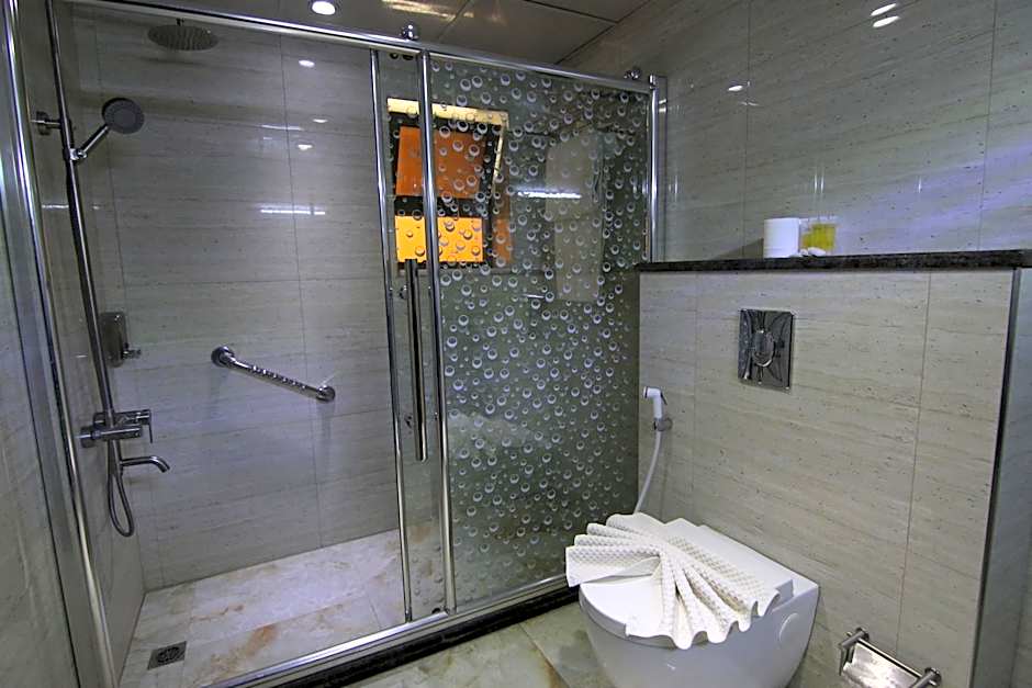 Qaser Al-Sultan Hotel Suites