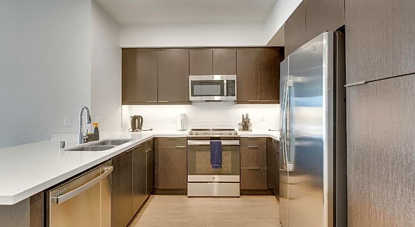 SuitesRUs Apart Hotel near Dodgers Stadium