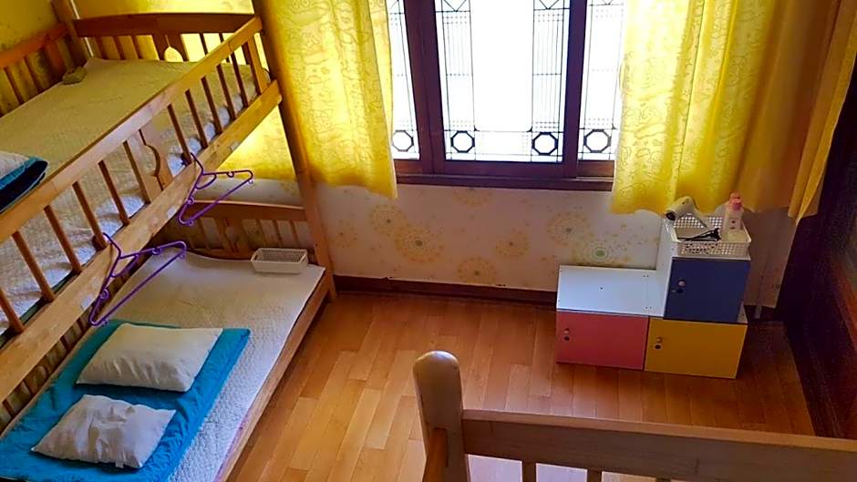 Guesthouse Spring Flower