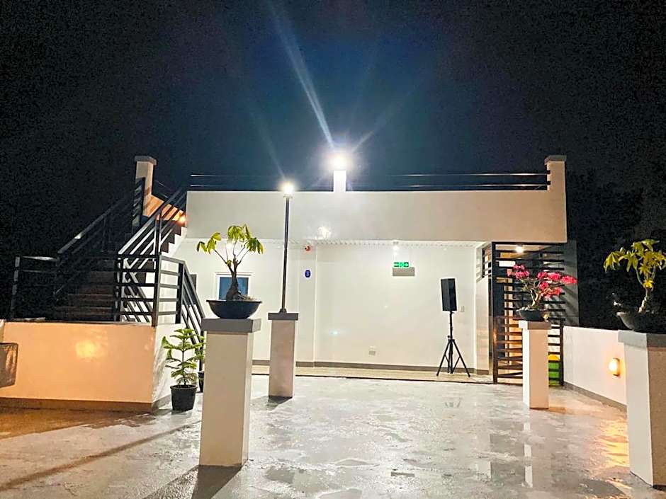 JL Valley Suites