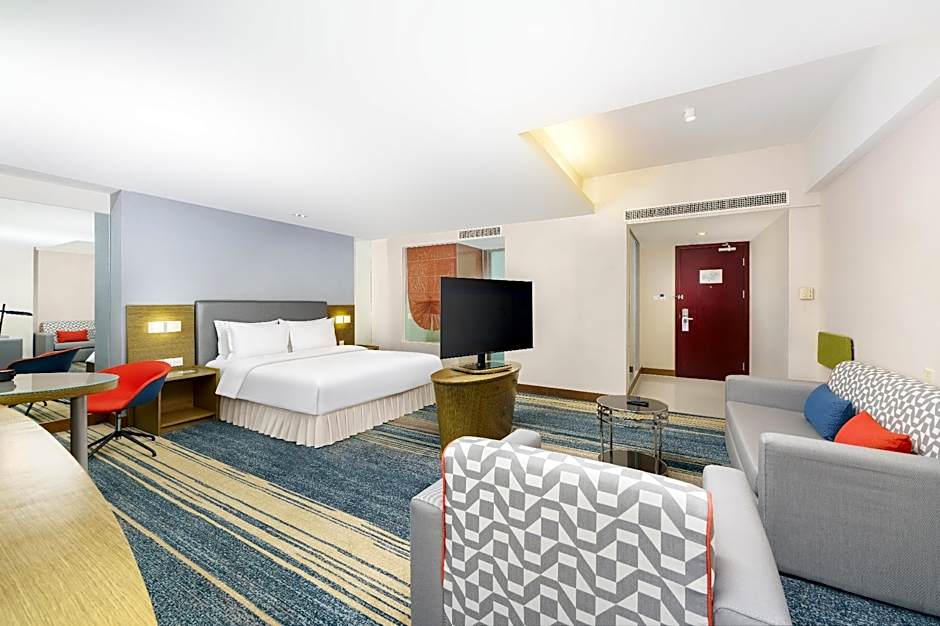 Holiday Inn Express City Centre Dalian By IHG