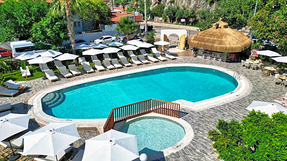 Ata Lagoon Beach Hotel