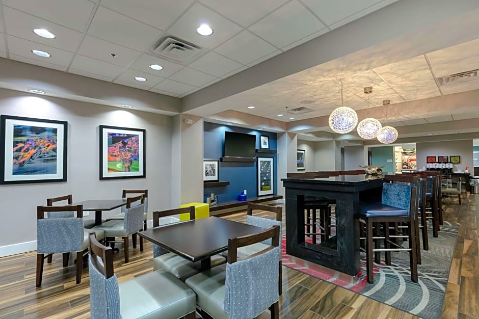 Hampton Inn By Hilton & Suites Emerson @ LakePoint, GA