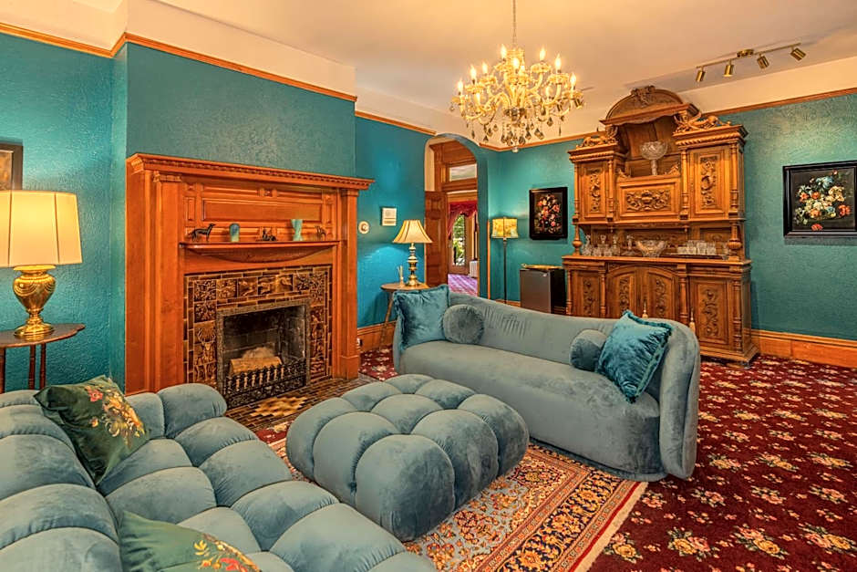 Orman Mansion - Pueblo's Most Luxurious Stay!