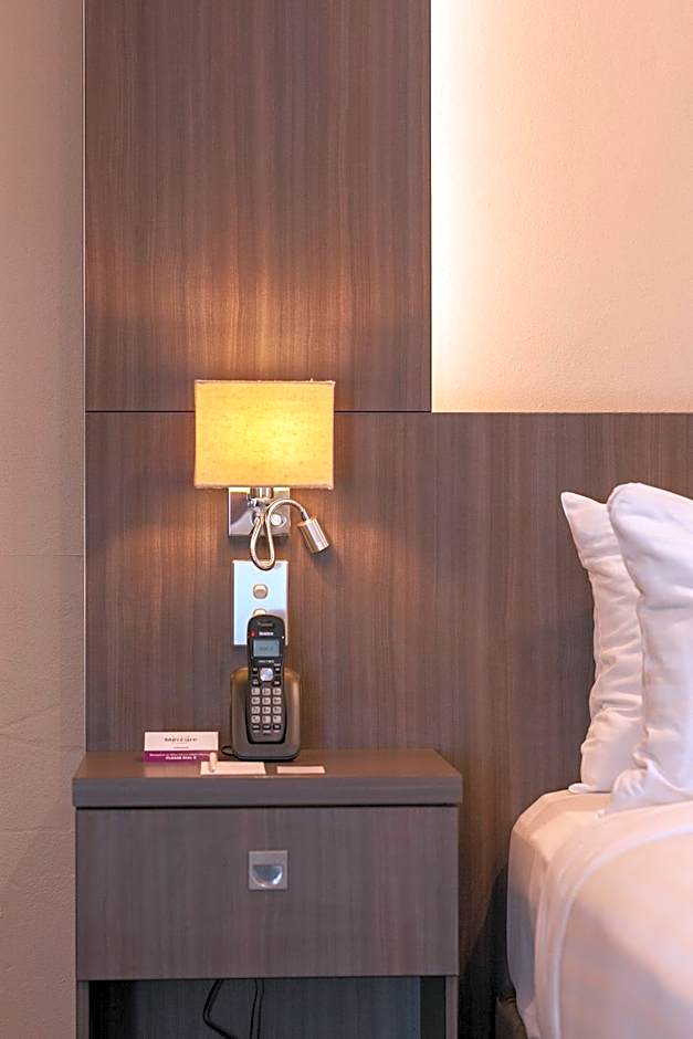 Mercure Orange
