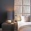 THE NEWSHA SIGNATURE HOME
