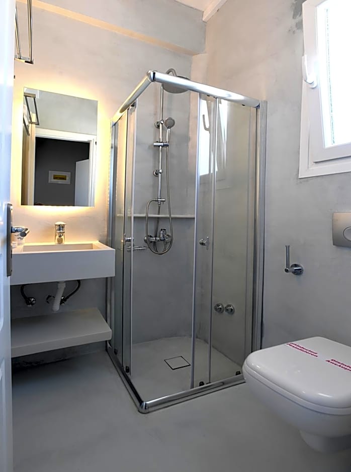 Nostos Beachfront Apartments & Studios