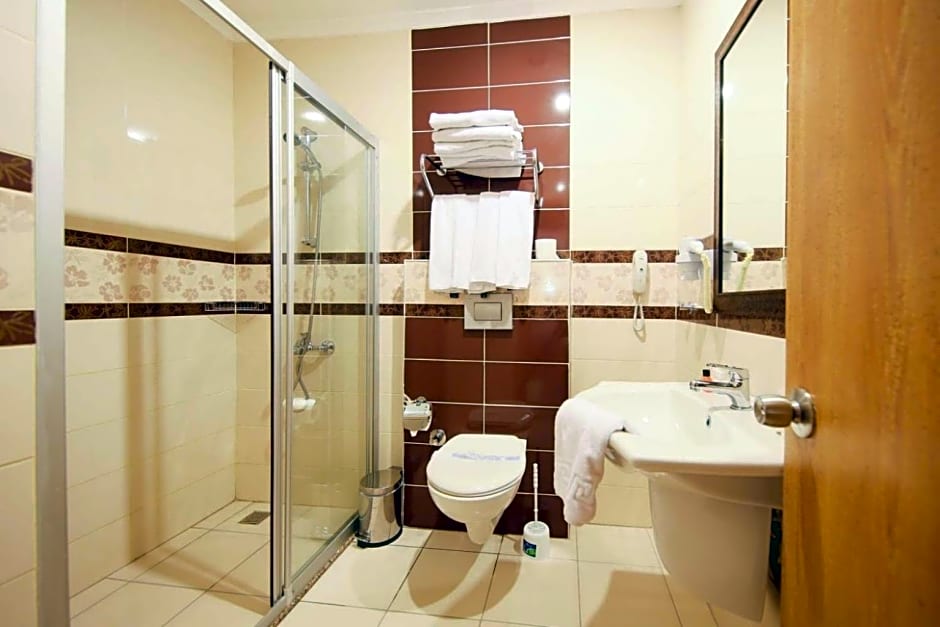 Grand Atilla Otel