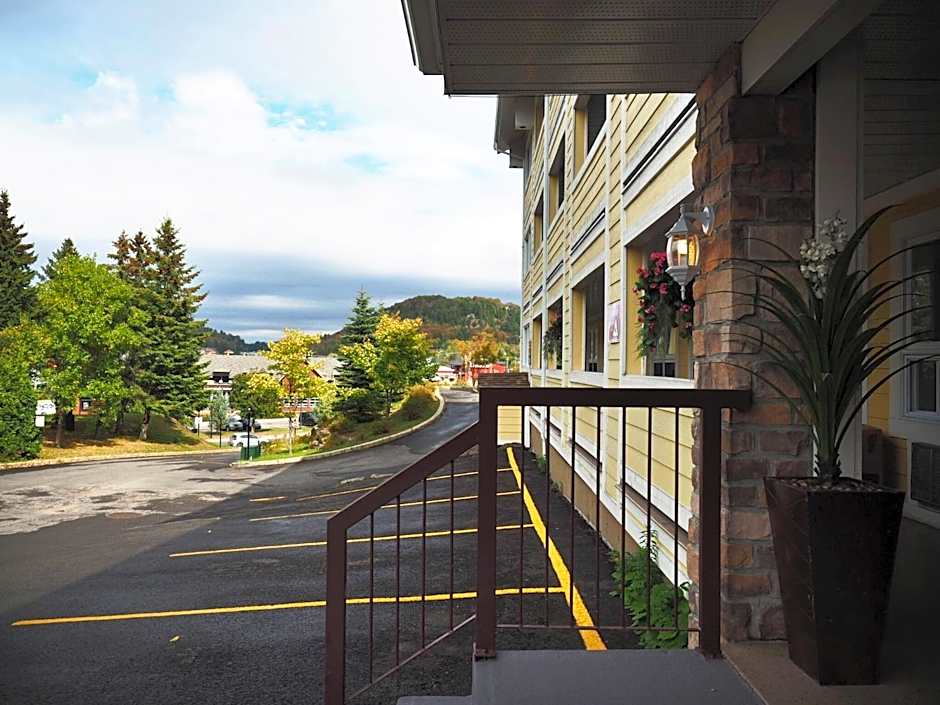 Hotel et Suites Les Laurentides