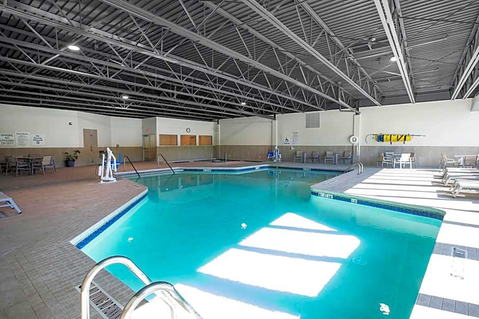 Holiday Inn Express & Suites Ludington By IHG