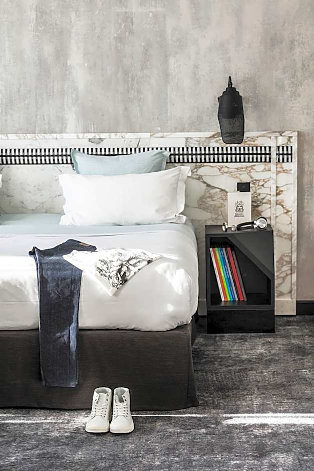 Photo 1 of 42 of Hotel Les Bains Paris