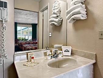 Days Inn by Wyndham Daytona Beach Speedway