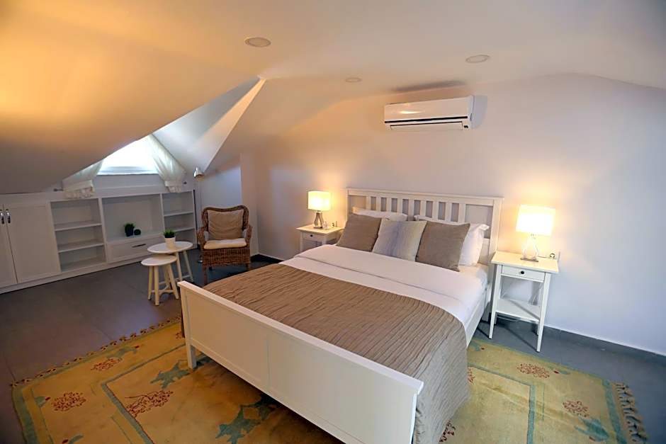 Truemar Hotels & Suites